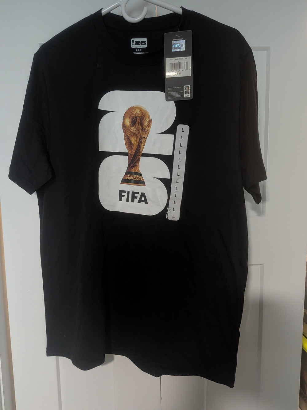 2026 Official Licensed FIFA World Cup Mens  Logo T Shirt Size L 100% Cotton